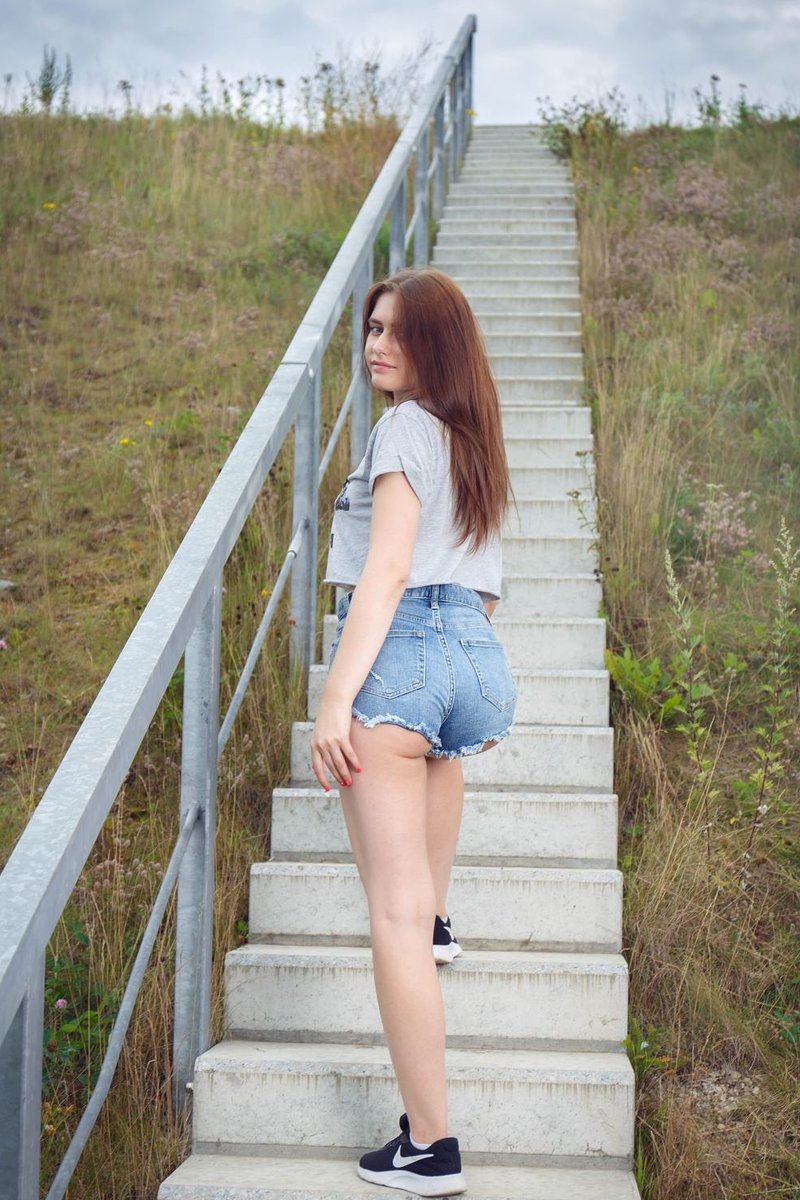 Мария, 19